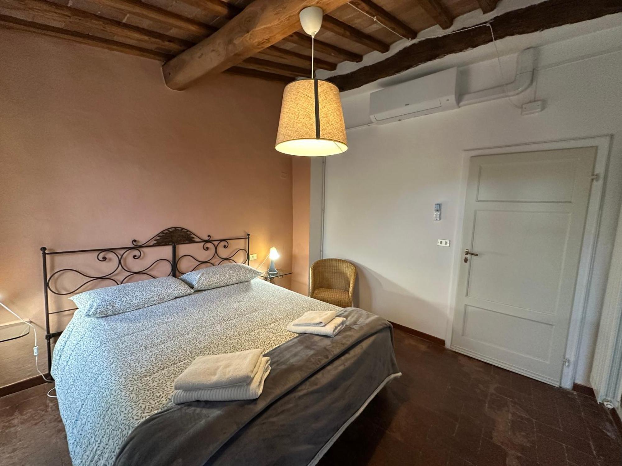 Nido Sui Tetti Di Lucca, Romantico E Centralissimo Kültér fotó